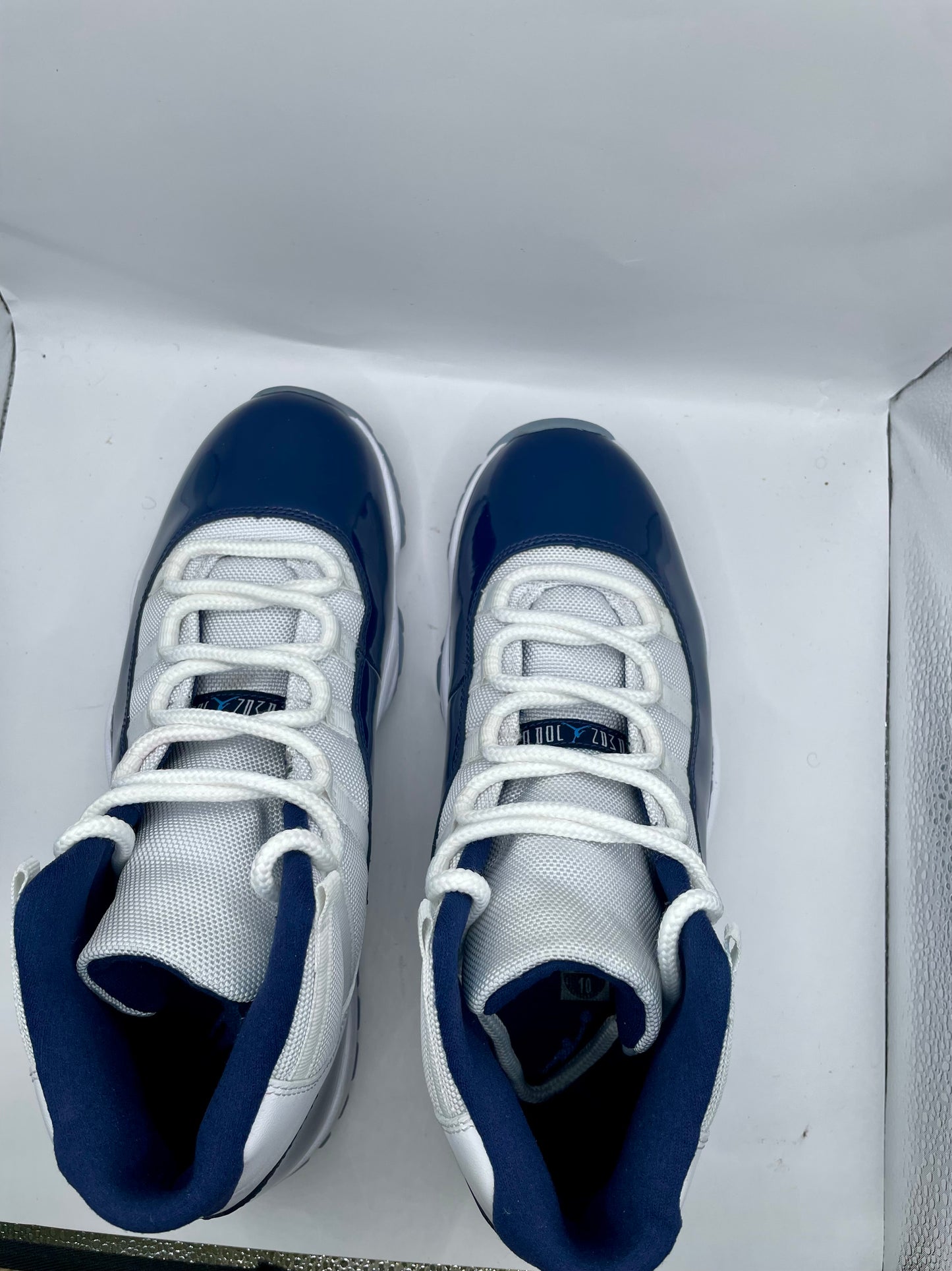 Jordan 11 “Win like 82” sz 10