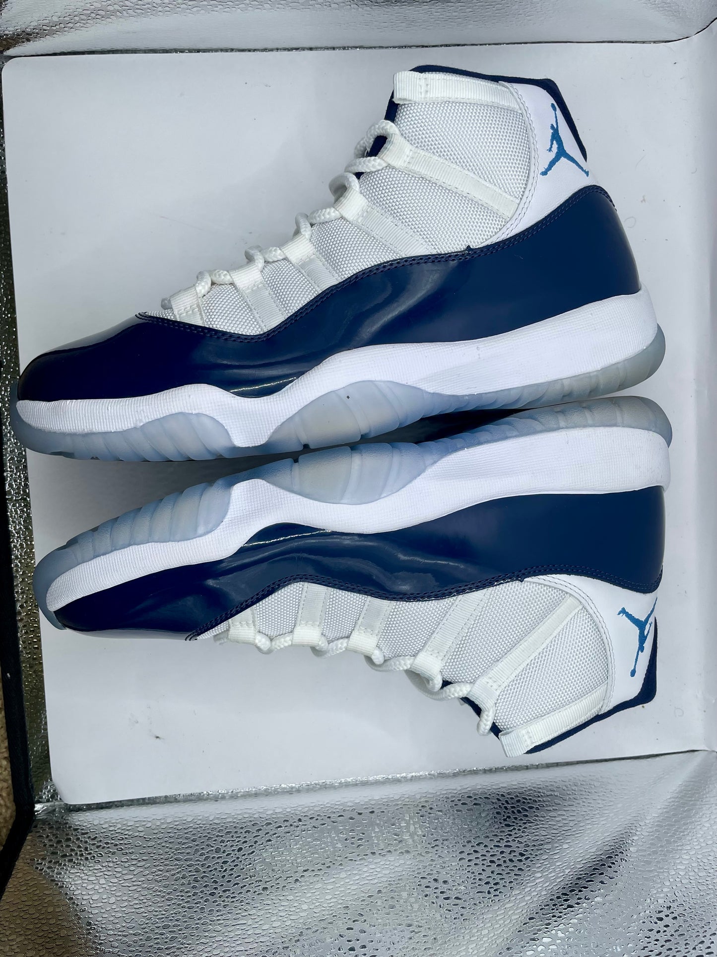 Jordan 11 “Win like 82” sz 10