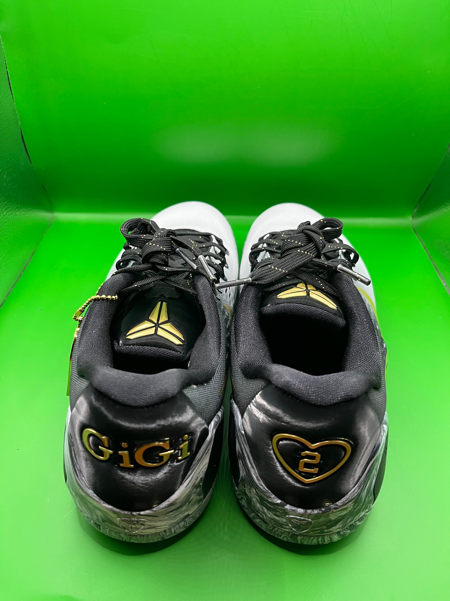 Nike Kobe 9 protro “‘Mambacita” sz 10.5