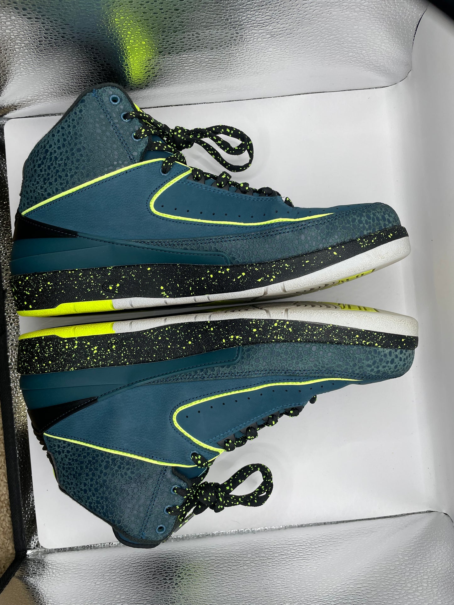 Jordan 2 “Night Shade” sz 11