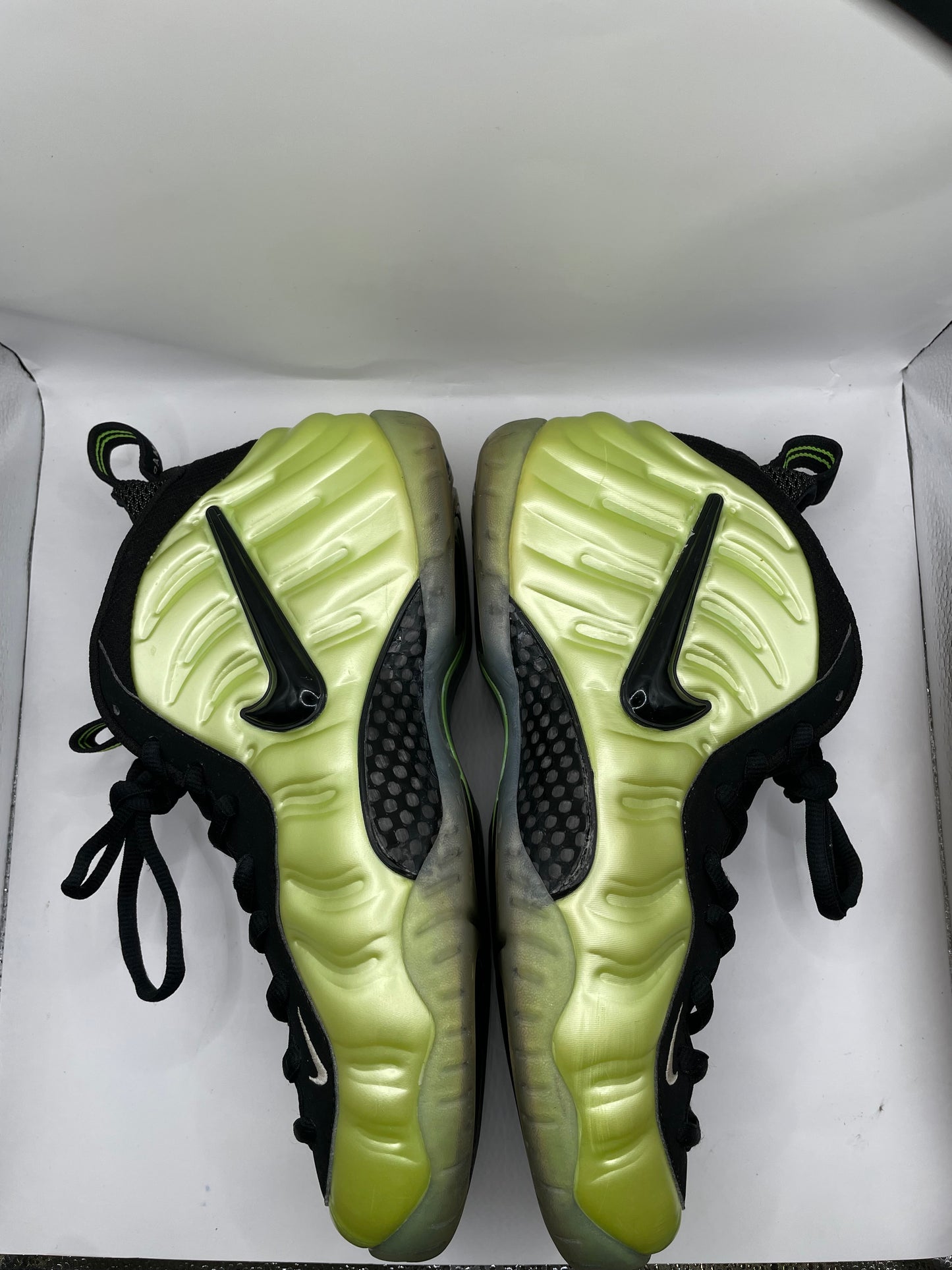 Nike Foamposite “Electric Green” sz 10.5