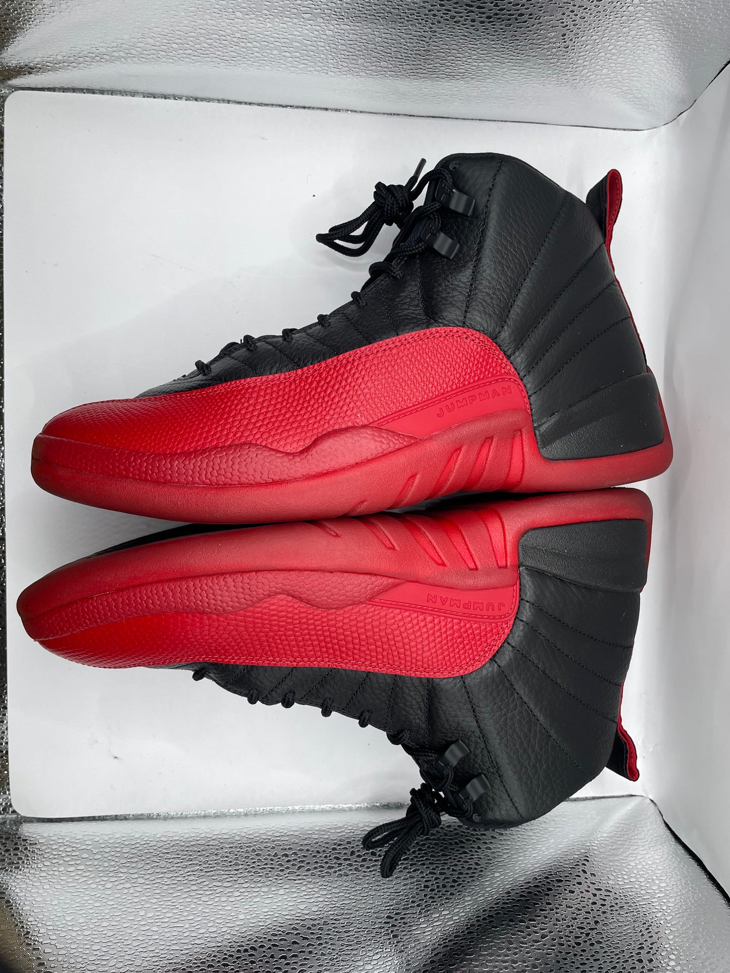 Jordan 12 “Flu Game” sz 11