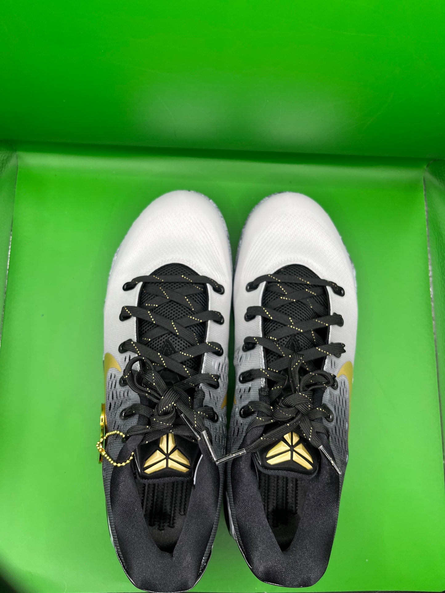 Nike Kobe 9 protro “‘Mambacita” sz 10.5