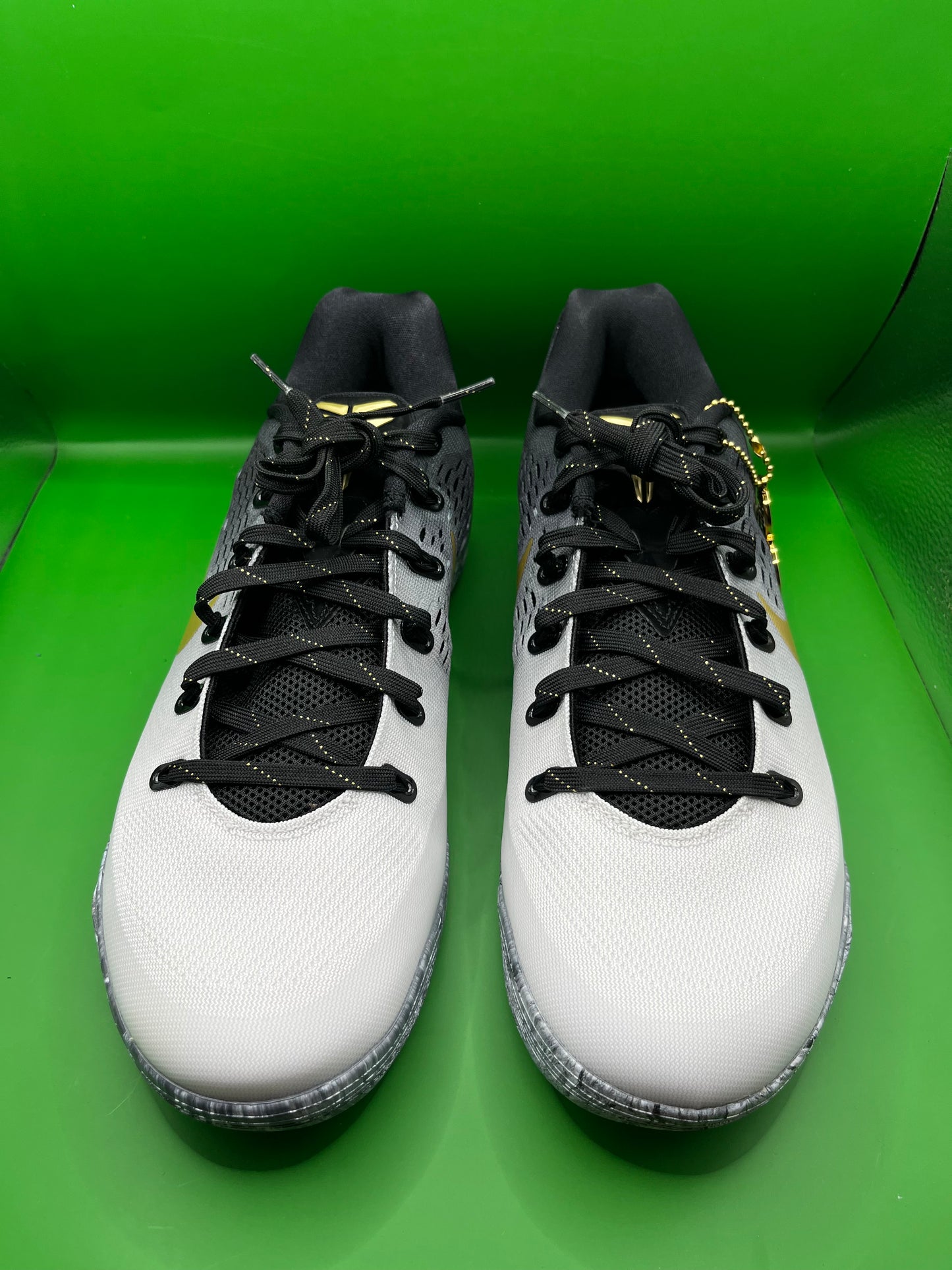 Nike Kobe 9 protro “‘Mambacita” sz 10.5