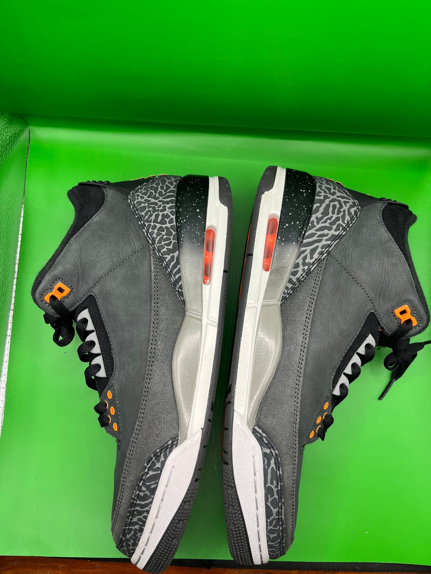 Jordan 3 “Fear” sz 11