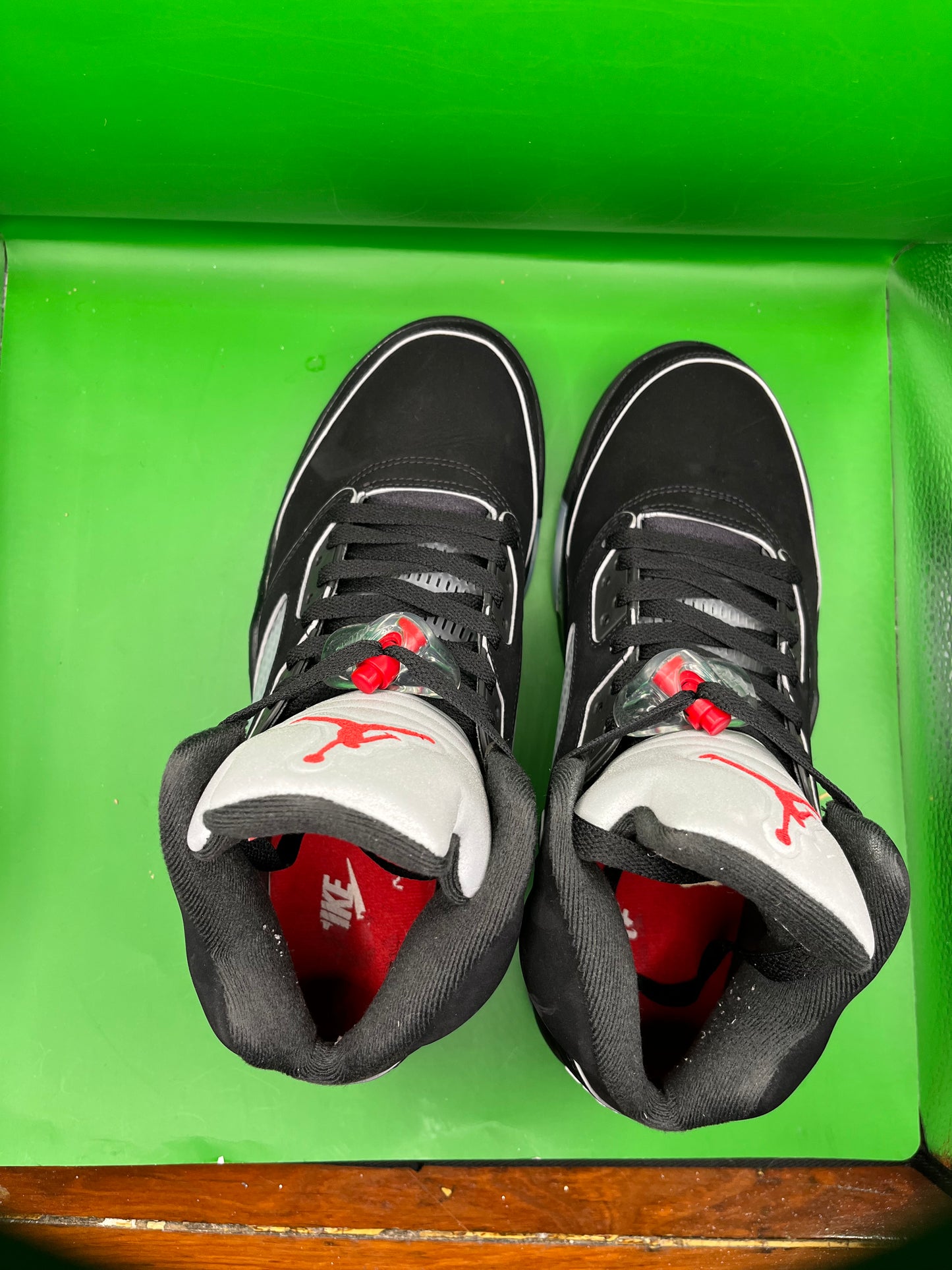 Jordan 5 “Metallic ReImagined” Sz 9.5