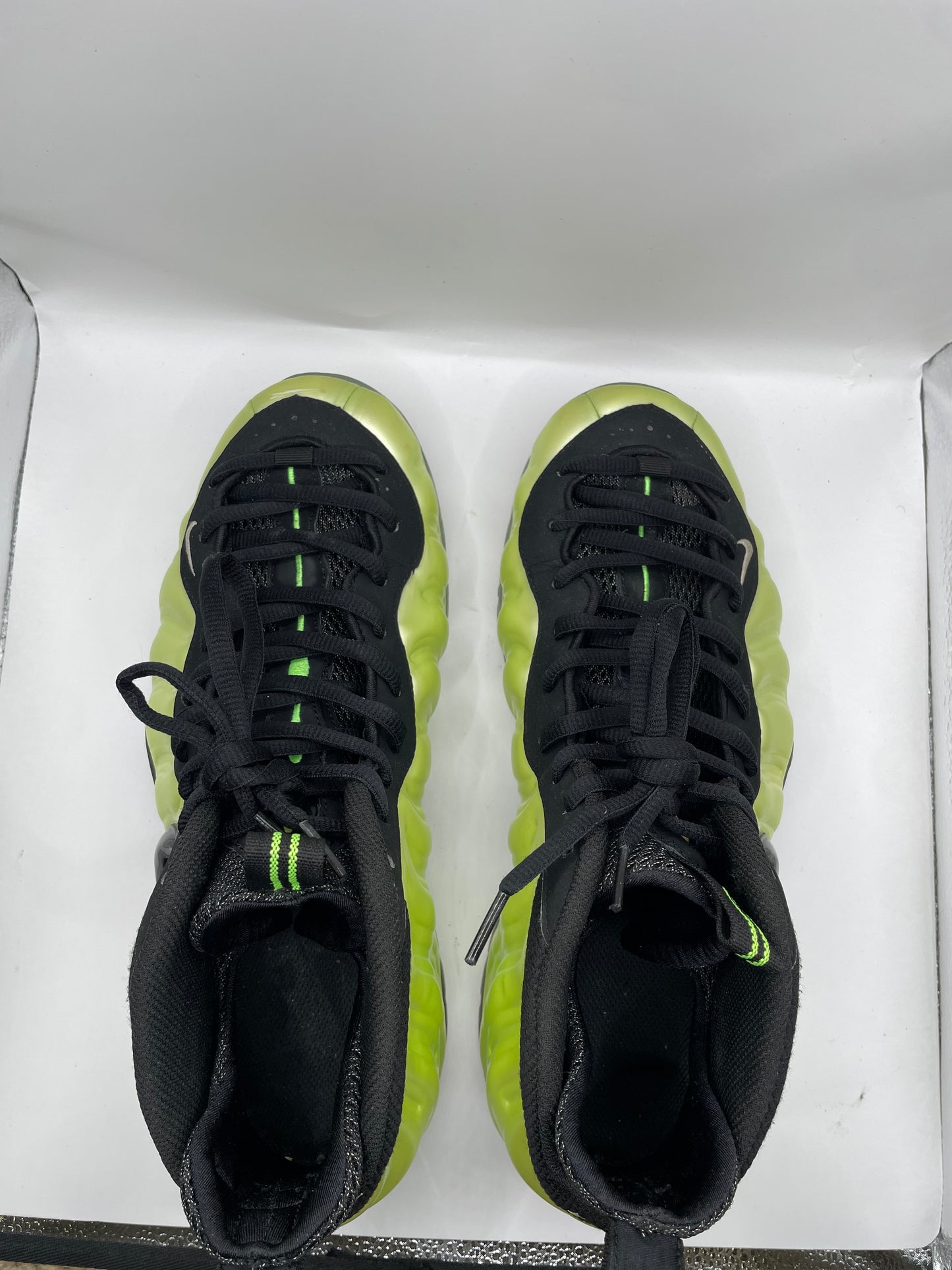 Nike Foamposite “Electric Green” sz 10.5