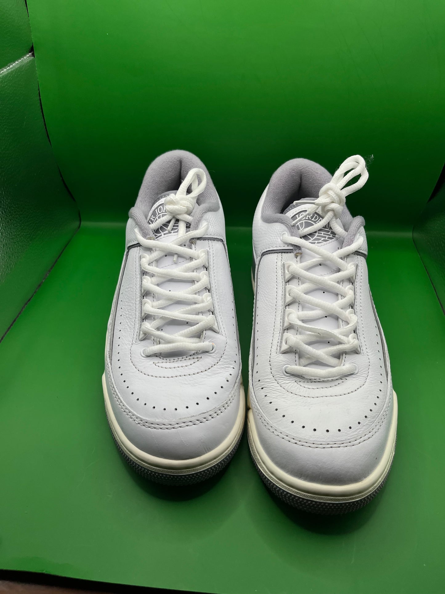 Jordan 2/3 “White cement” Sz 9