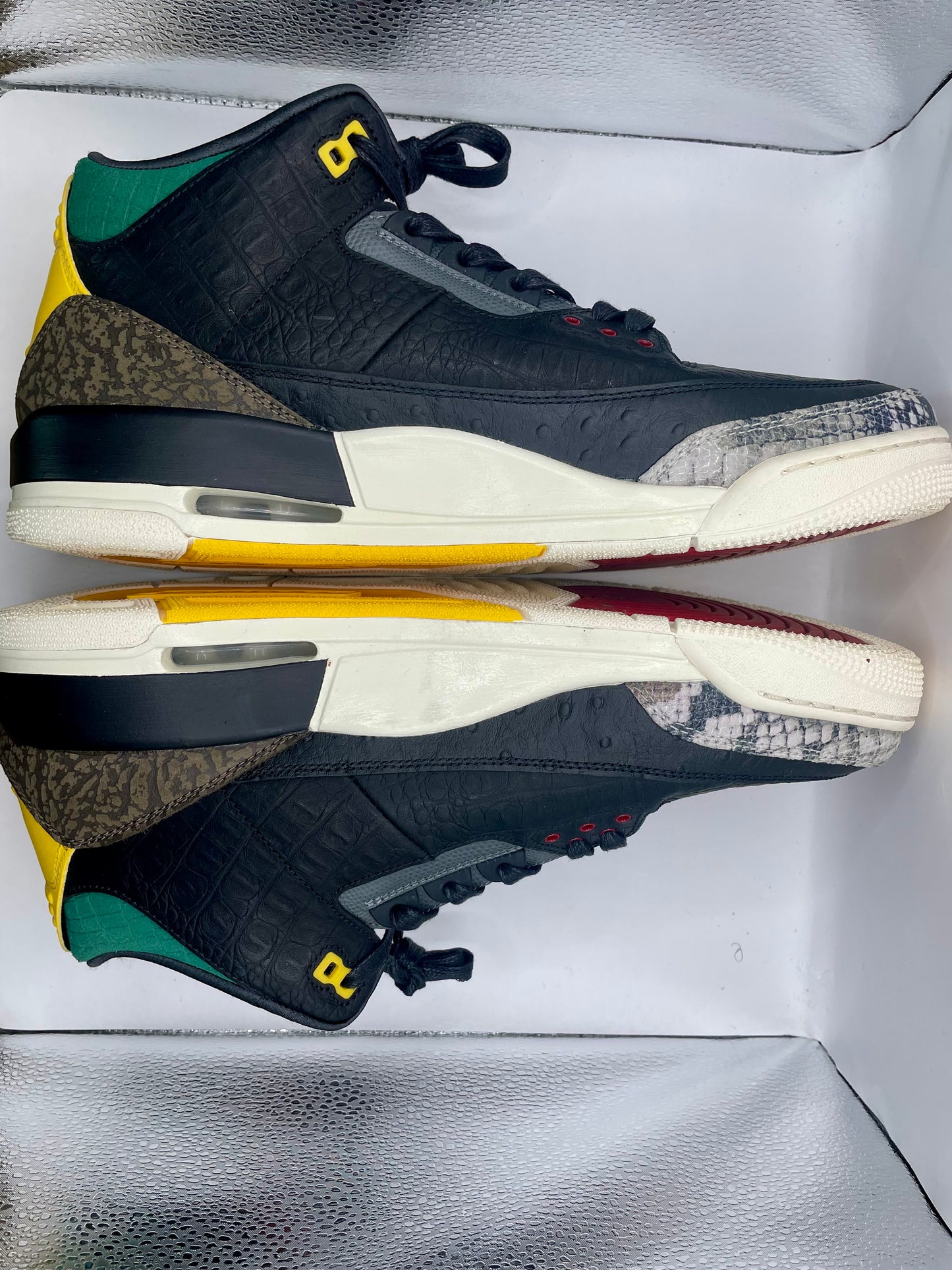 Jordan 3 “Animal Instinct” sz 14