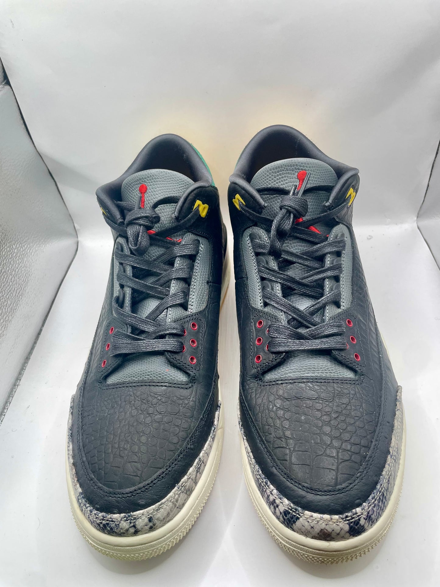 Jordan 3 “Animal Instinct” sz 14