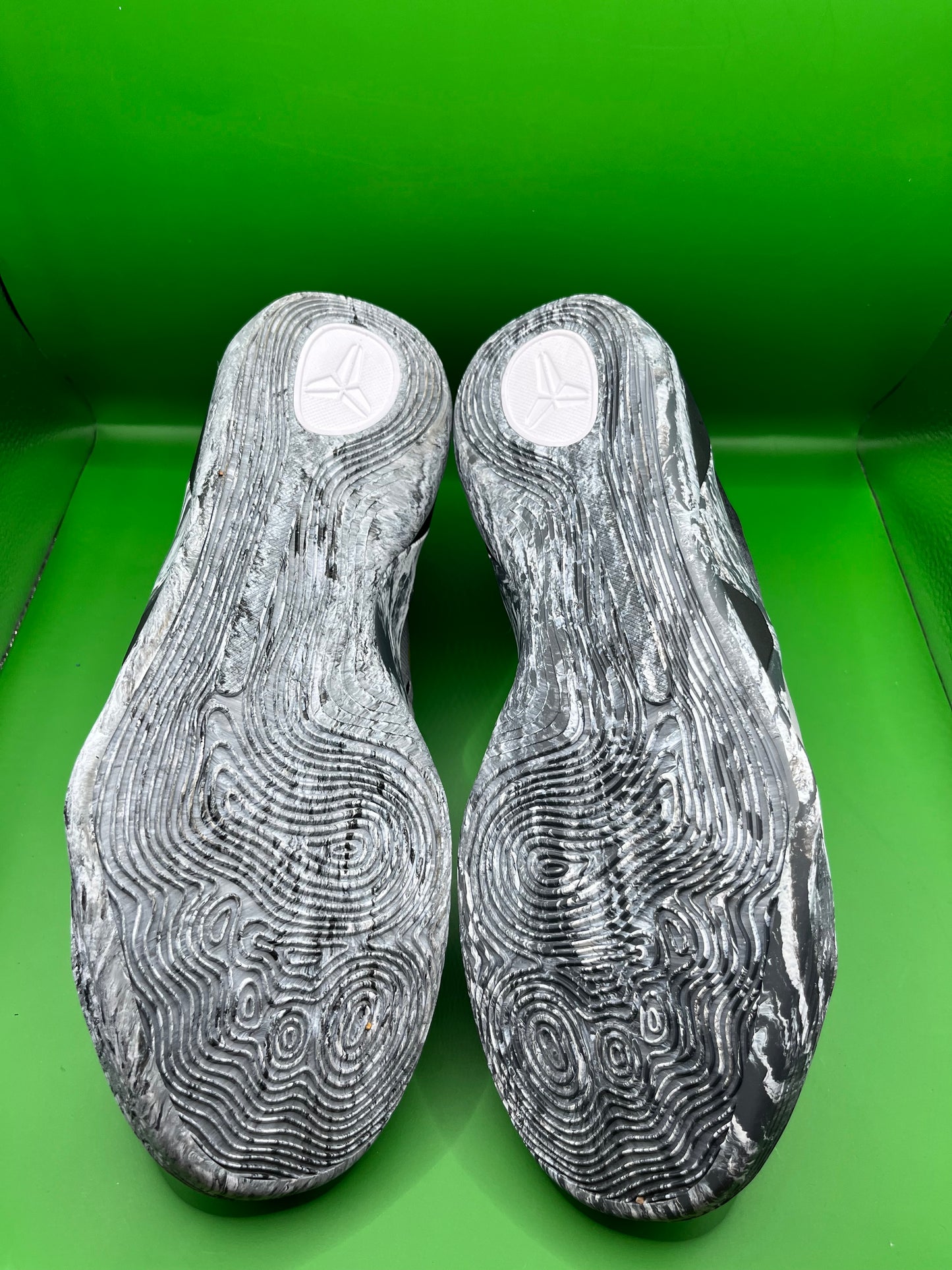 Nike Kobe 9 protro “‘Mambacita” sz 10.5