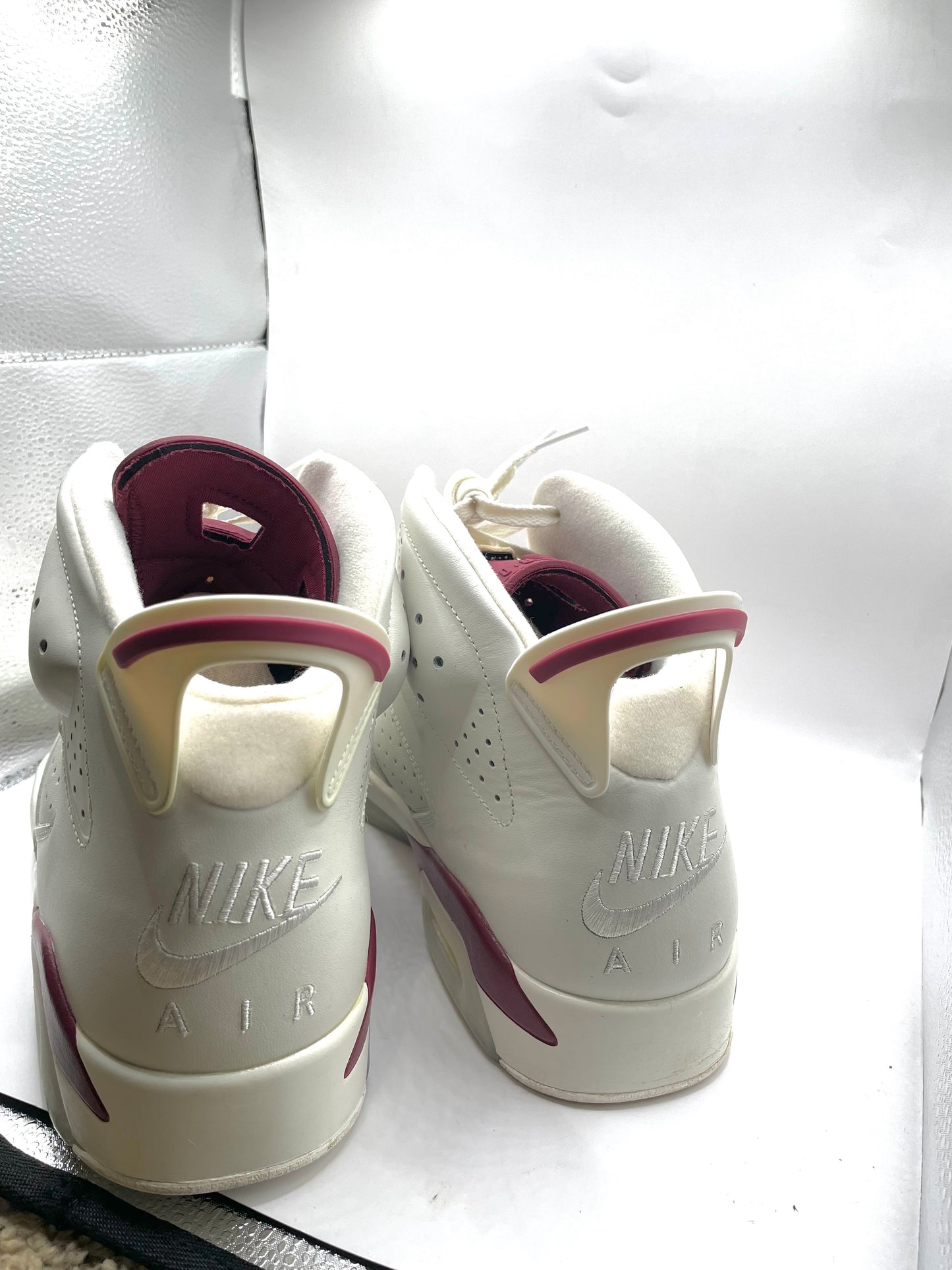 Jordan 6 “Maroon” sz 13