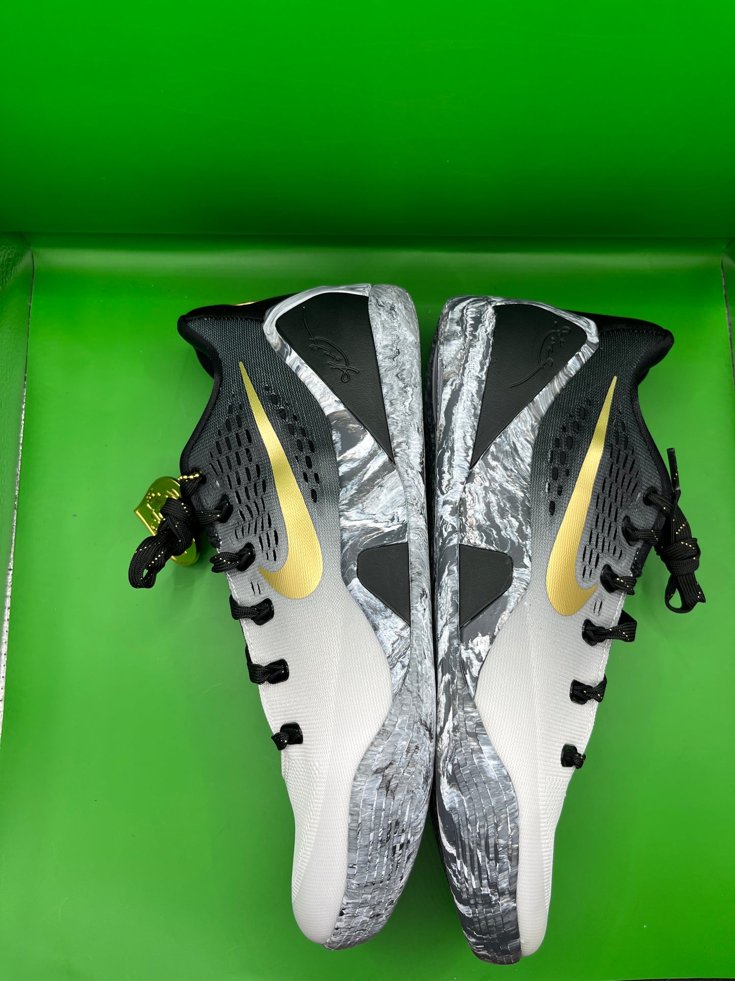 Nike Kobe 9 protro “‘Mambacita” sz 10.5