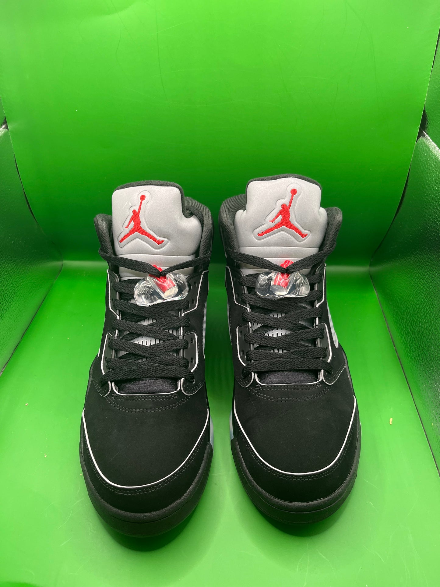 Jordan 5 “Metallic ReImagined” Sz 9.5